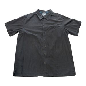 Columbia Charcoal Textured Cotton Button Front Short Sleeve Shirt. Men's XL